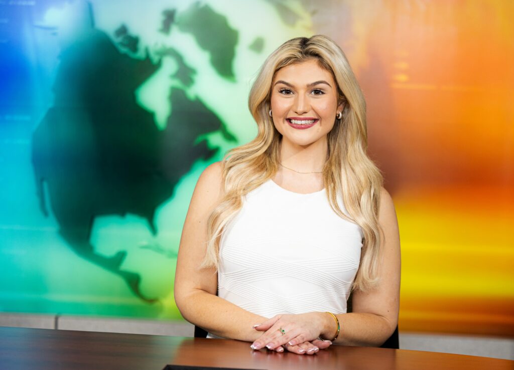 At the FAMU TV-20 news desk, Walsh anchored with confidence, crediting her growth in reporting to the mentorship she received at FAMU. She shared that every professor she worked with offered guidance, encouragement, and constructive feedback that helped her improve and succeed.